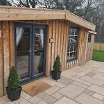 Harewell Wood بيت خشبي