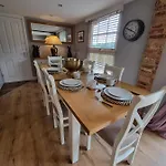 Harewell Wood بيت خشبي