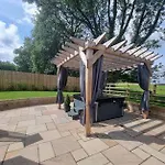 بيت خشبي Harewell Wood جسر باتيلي