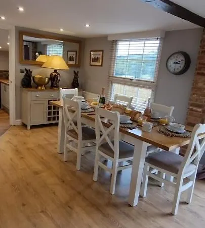 Harewell Wood * Pateley Bridge